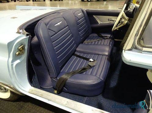 1957' Ford Thunderbird photo #3