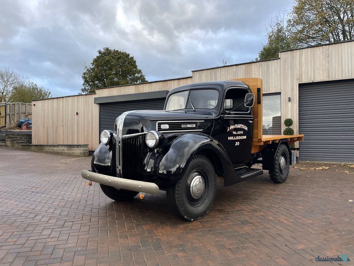 1941' Ford Model Y photo #1