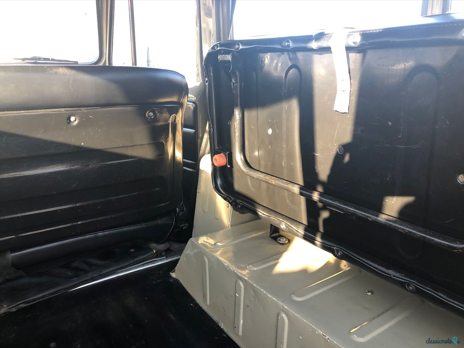 1980' Toyota Land Cruiser BJ40 photo #5