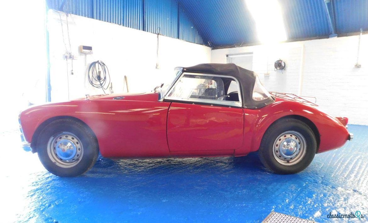 1958' MG MGA photo #6