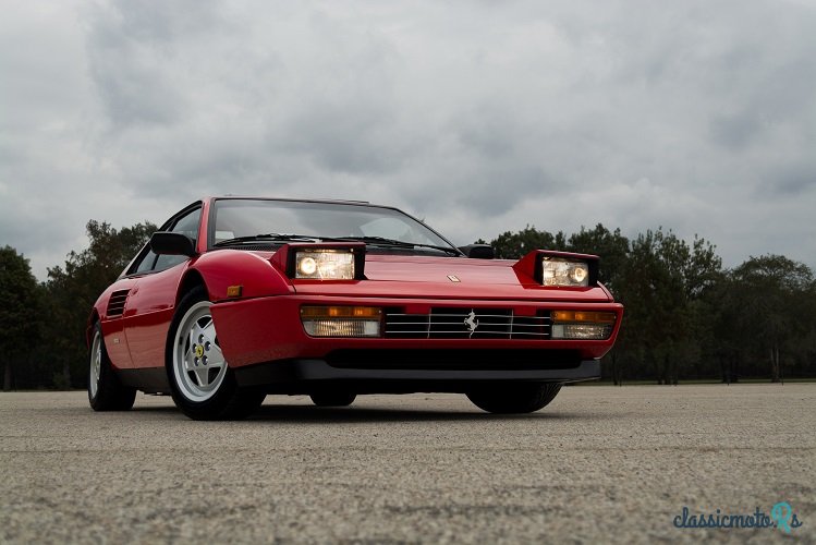 1989' Ferrari Mondial photo #1