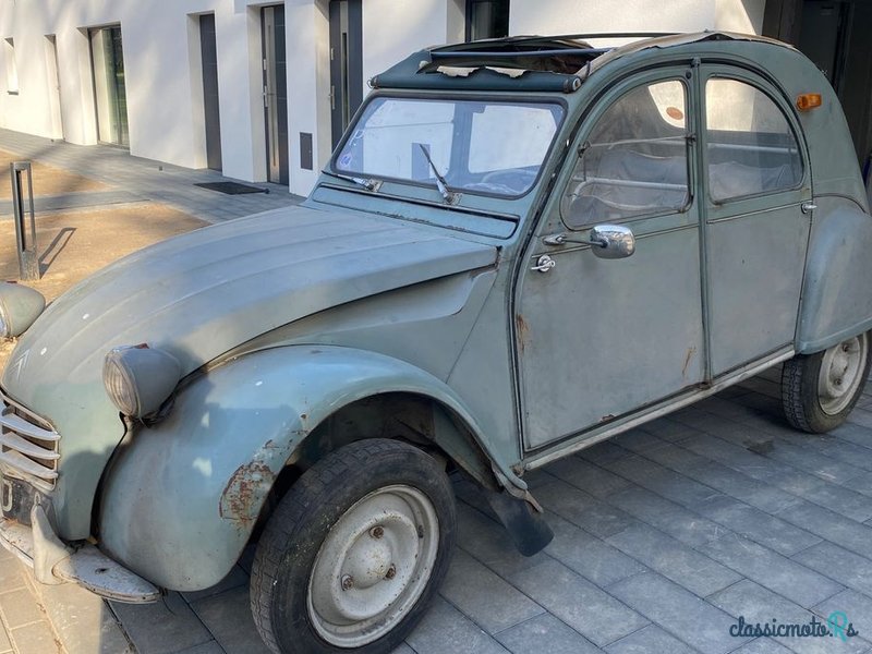 1961' Citroen 2 Cv photo #2