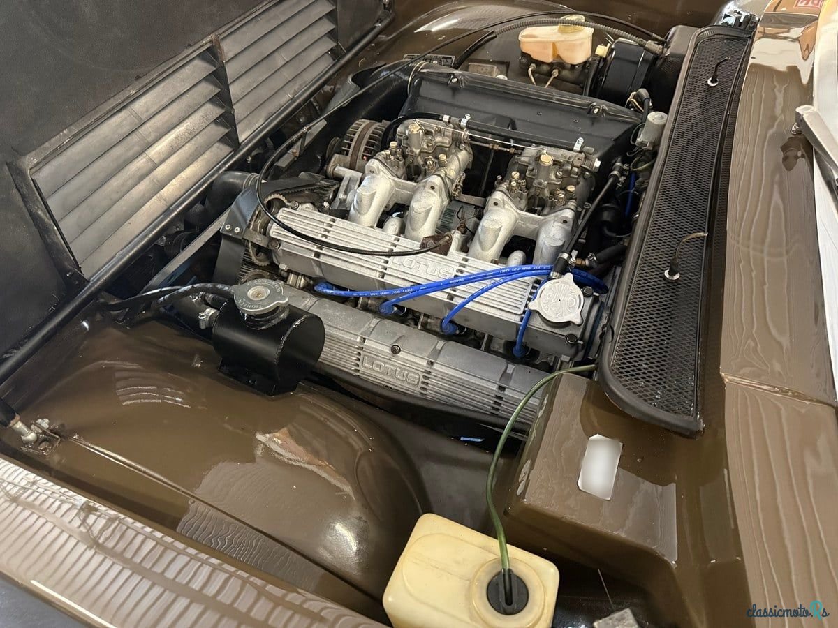 1974' Lotus Elite photo #5