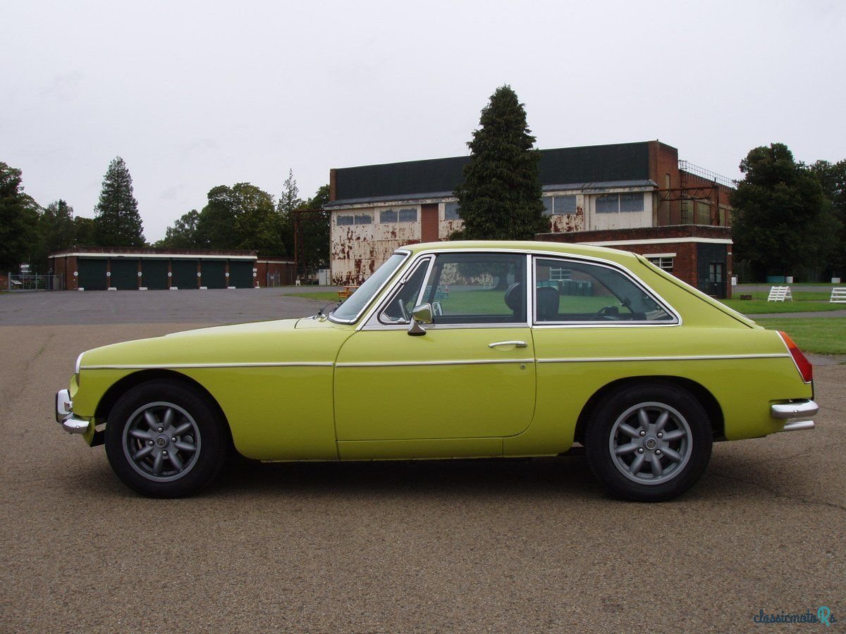 1974' MG MGB photo #3