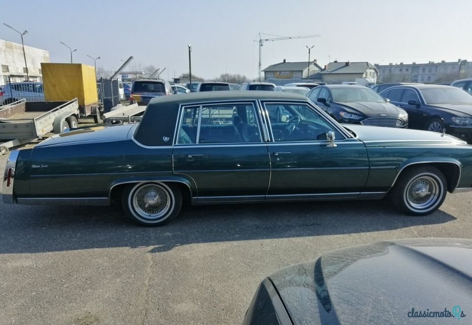 1980' Cadillac Fleetwood photo #5