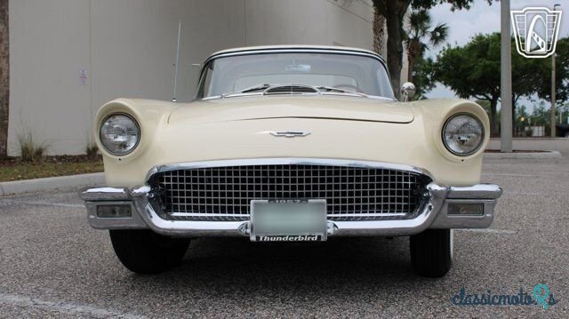 1957' Ford Thunderbird photo #1