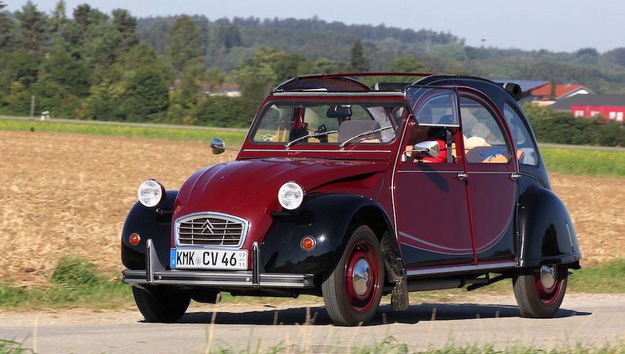 Citroën 2CV Charleston im Original-Test: Ist die Charleston-Ente 1981 aus der Zeit gefallen?