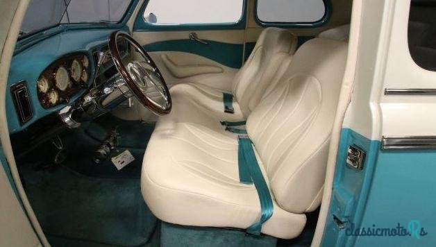 1946' Ford Custom photo #2