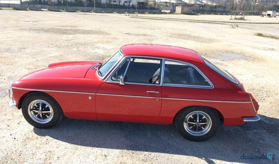 1972' MG MGB Gt photo #1