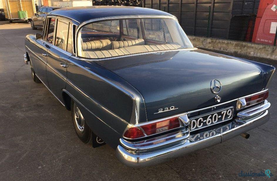 1965' Mercedes-Benz 230 photo #4