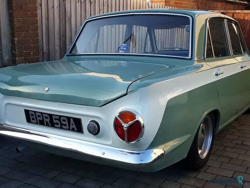 1963' Ford Cortina photo #1