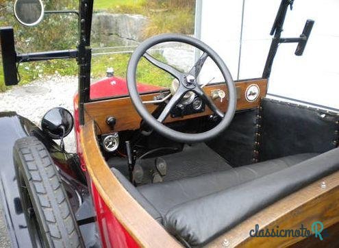 1924' Ford Model T photo #1