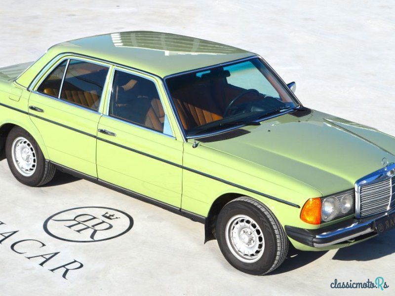 1977' Mercedes-Benz 220 photo #3