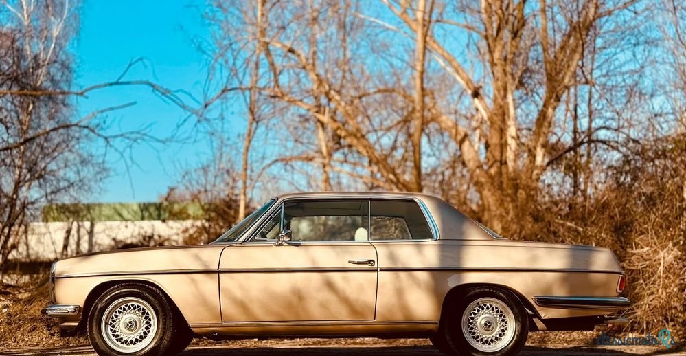 1969' Mercedes-Benz W114 photo #3