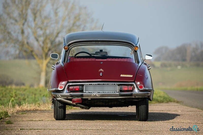 1970' Citroen DS photo #6