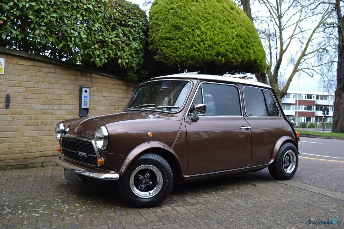 1974' MINI Classic photo #1