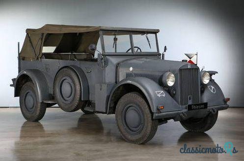 1939' Horch 901 Military Vehicle photo #5