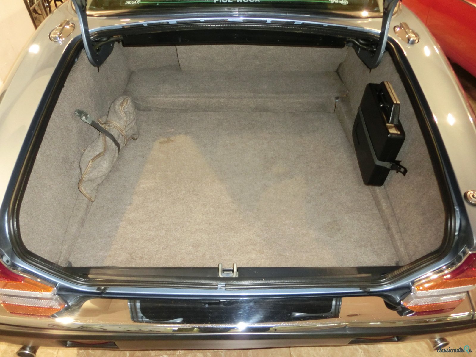 1986' Jaguar XJ SOVEREIGN 4.2 SERIES III photo #7