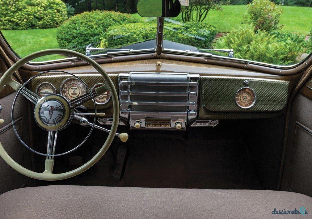 1941' Buick Special Sedan photo #3