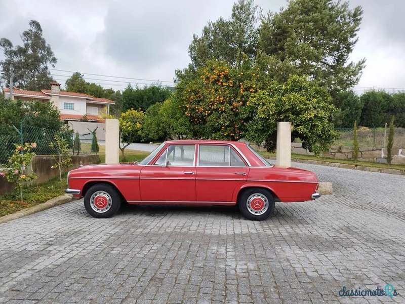 1972' Mercedes-Benz 220 photo #3