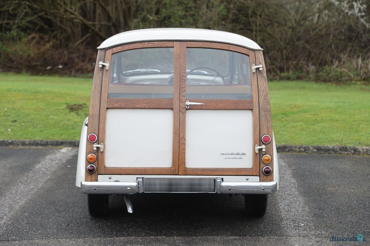 1964' Morris Minor photo #3