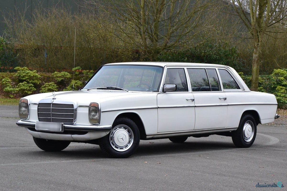 1974' Mercedes-Benz 240 photo #1
