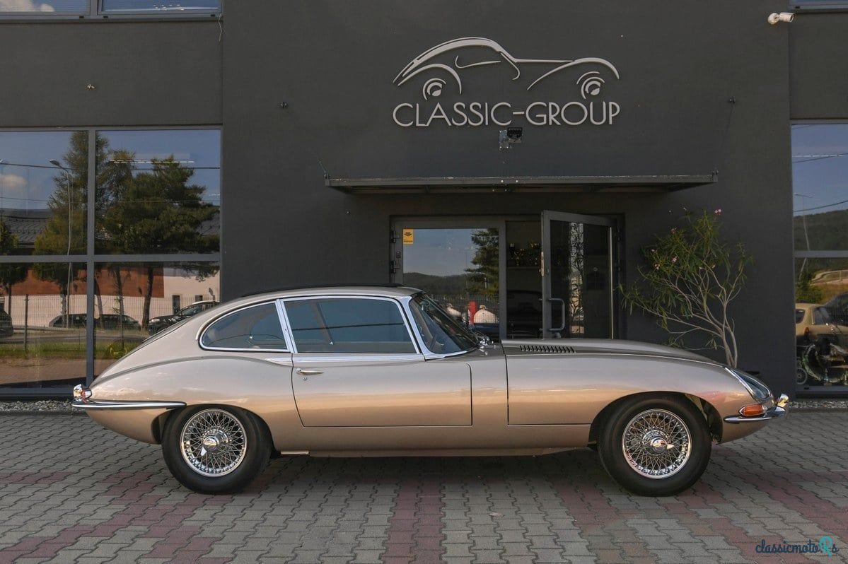 1966' Jaguar E-Type photo #5