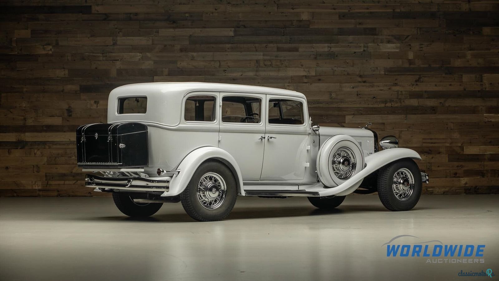 1932' Chrysler Imperial photo #5