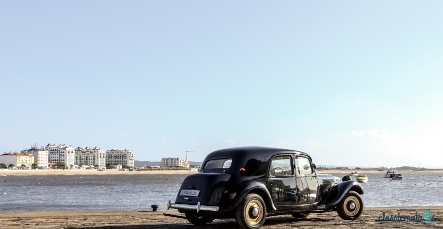 1957' Citroen 11 photo #4