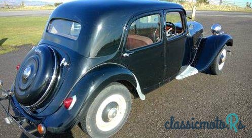 1949' Citroen Traction Avant Light 15 photo #6