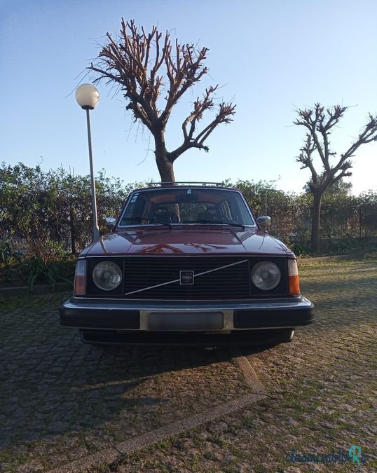 1976' Volvo 240 photo #3