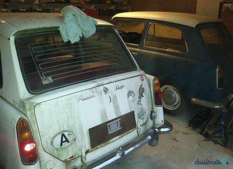 1960' Austin A40 photo #3