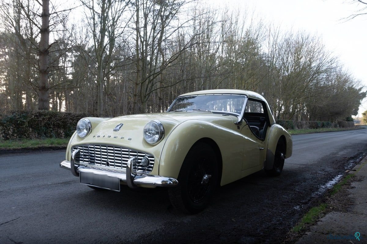 1960' Triumph TR3 photo #3