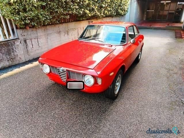 1964' Alfa Romeo GT photo #1