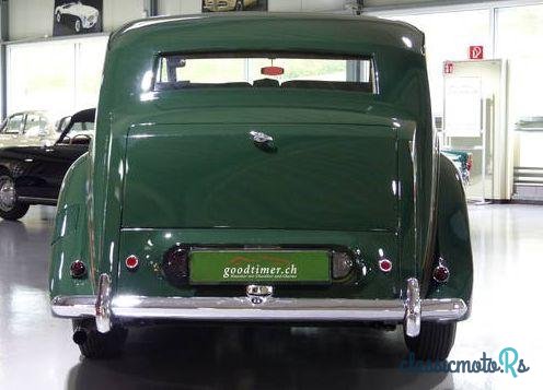 1948' Bentley Vi Saloon Freestone & Webb photo #4