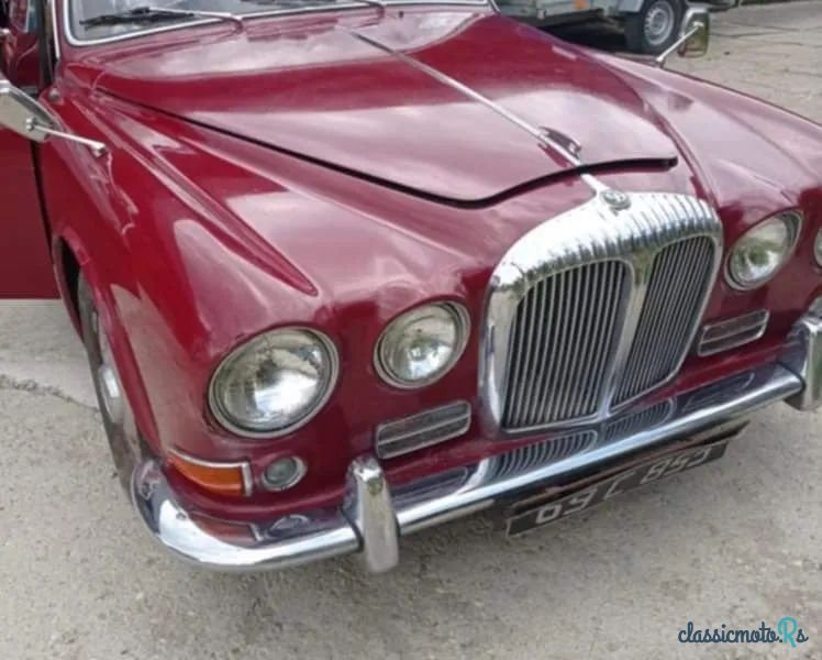 1969' Jaguar Daimler photo #1