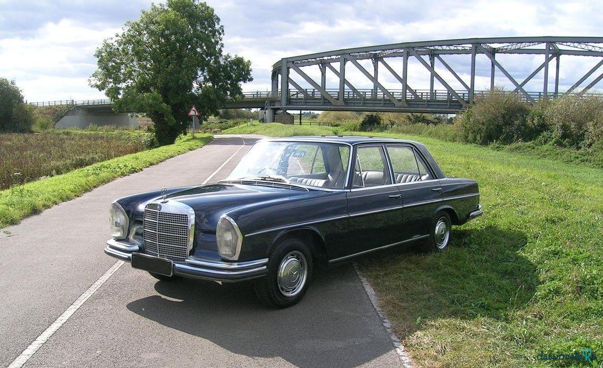 1972' Mercedes-Benz 280 Se photo #1
