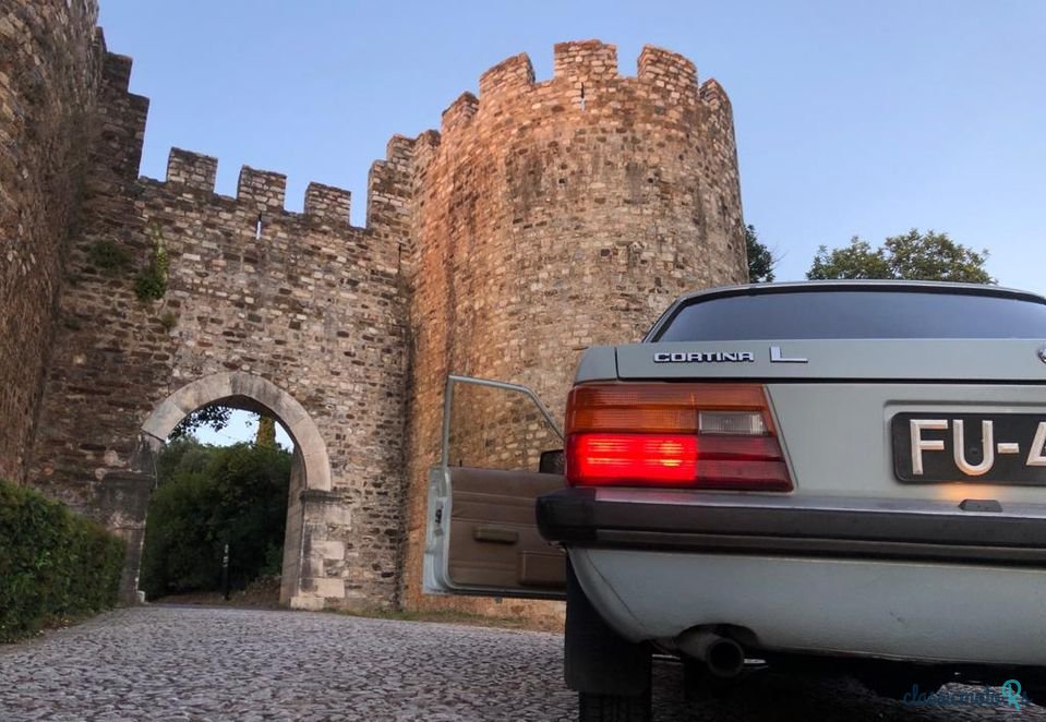 1980' Ford Cortina photo #2