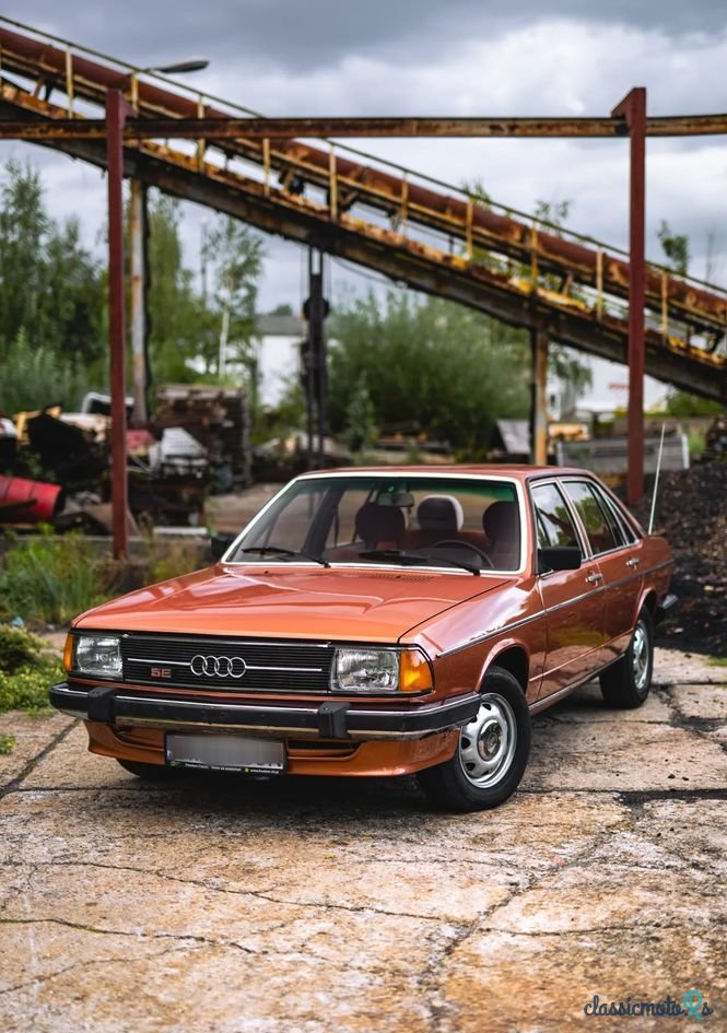 1977' Audi 100 Avant 2.1 L 5E photo #1