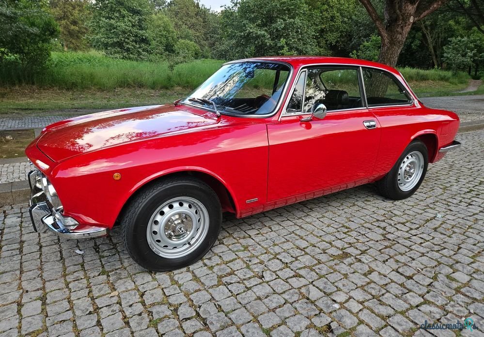1972' Alfa Romeo GTV photo #1