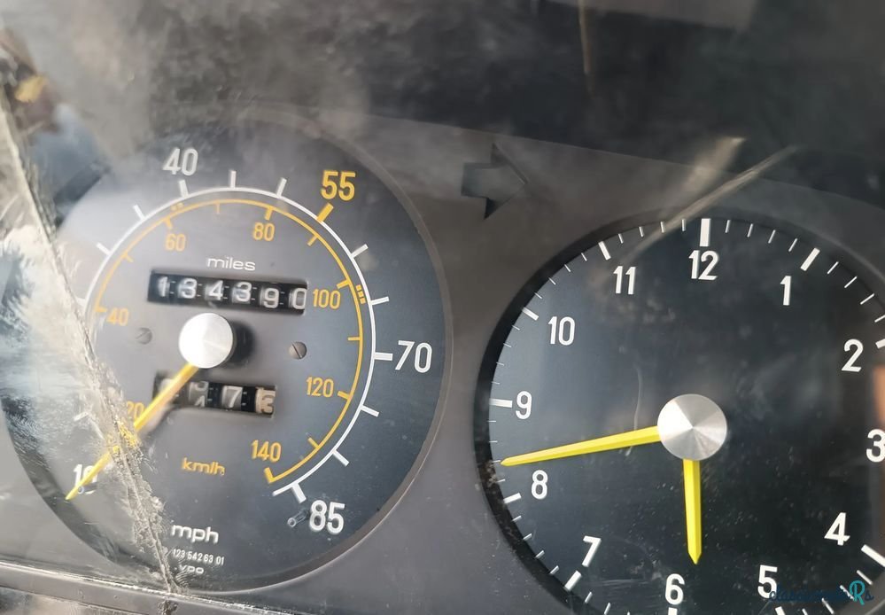 1980' Mercedes-Benz W123 photo #3