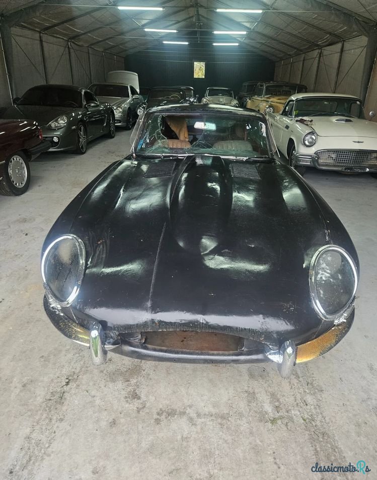 1965' Jaguar E-Type photo #2