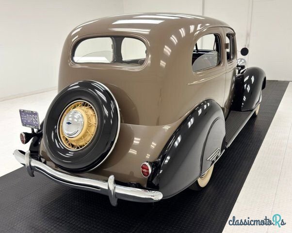 1935' Chevrolet Master Deluxe photo #4