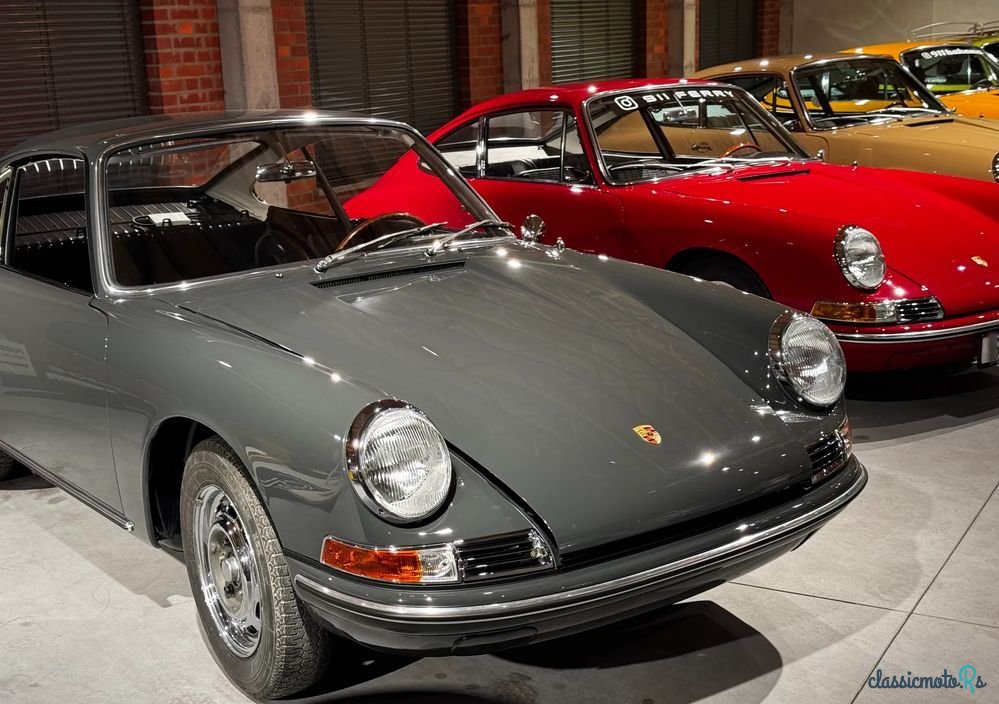 1965' Porsche 911 photo #1