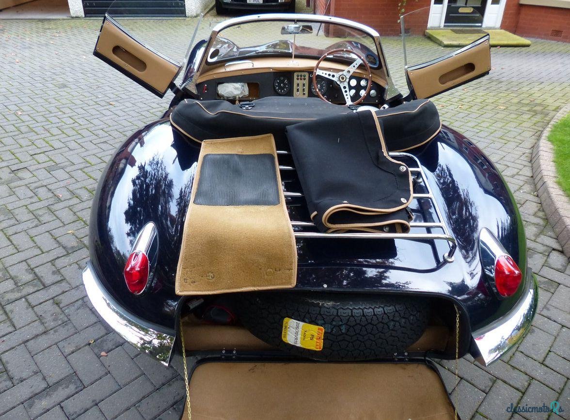 1968' Jaguar Xkss Replica photo #3