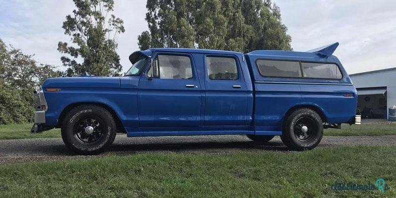 1974' Ford F-250 photo #1