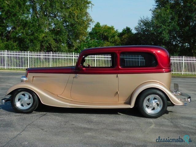1934' Ford Custom photo #4