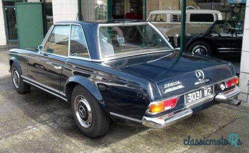 1968' Mercedes-Benz 280 Sl photo #2