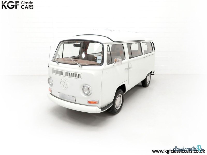 1971' Volkswagen T2 Camper photo #5