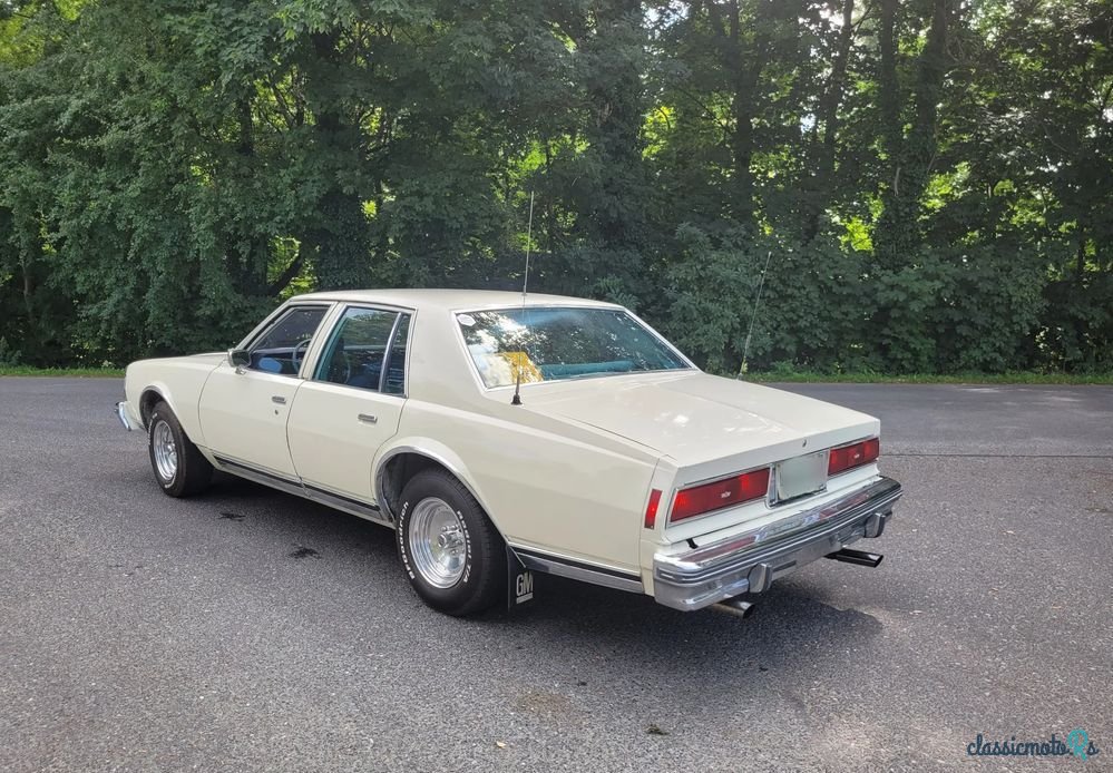 1977' Chevrolet Caprice 5.7 Ltz photo #3